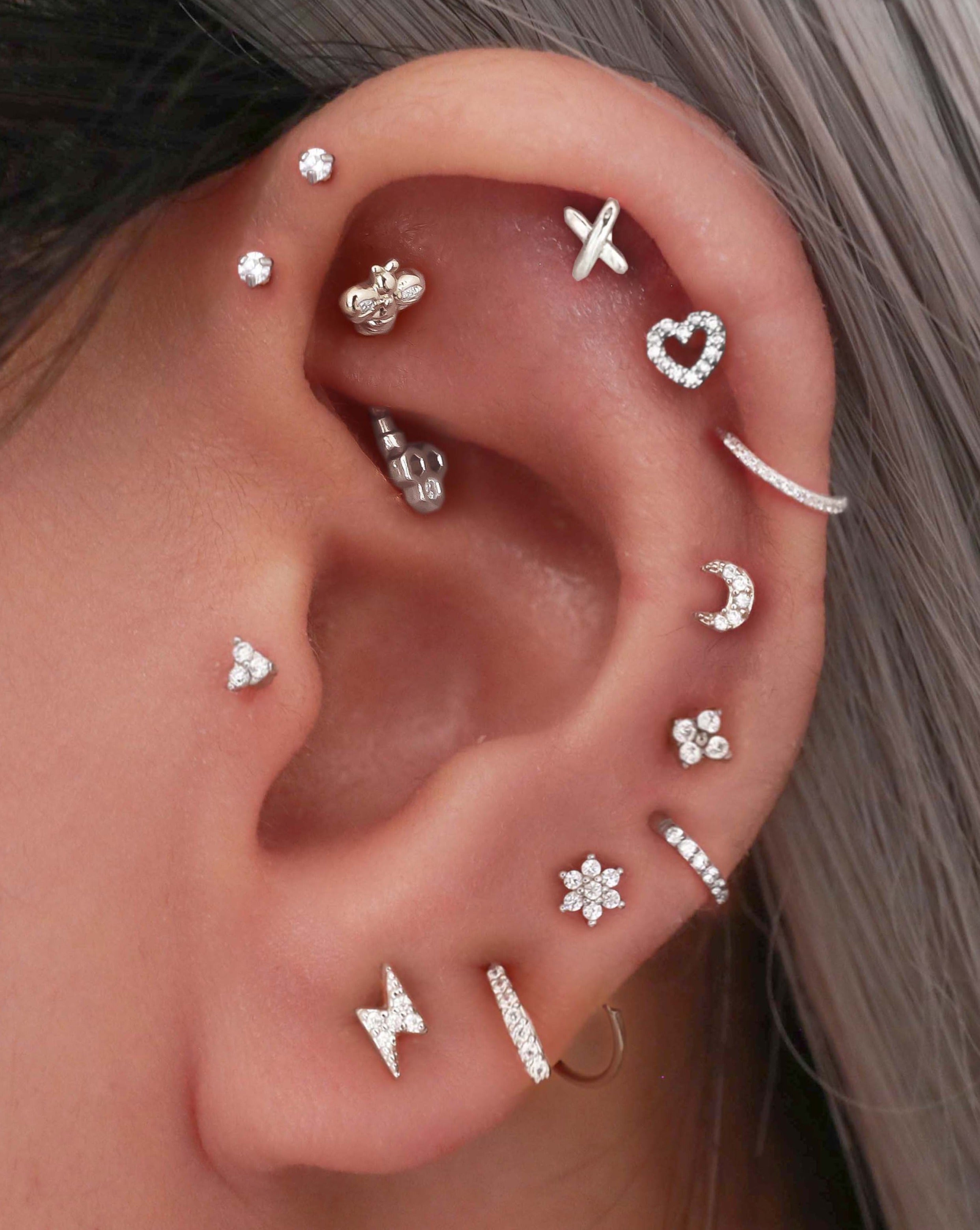 Simple 14K Solid Gold Flower Cartilage Earring Stud Ear Piercing Curation Stack Ideas for Women - www.Impuria.com