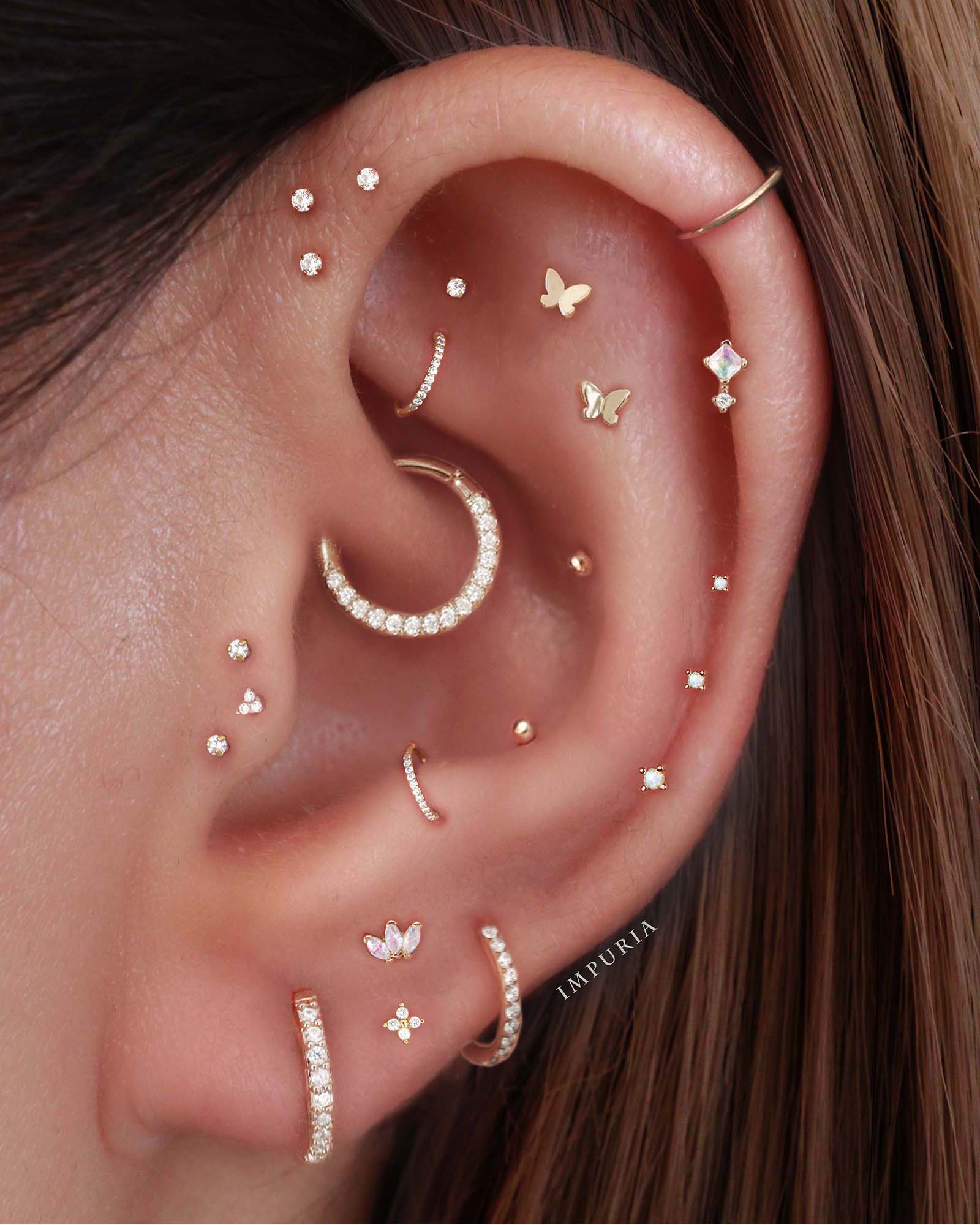 Cartilage Helix Earring Ring Hoops Cute Multiple Stacked Ear Placement Ideas for Women - www.Impuria.com #cartilageearrings