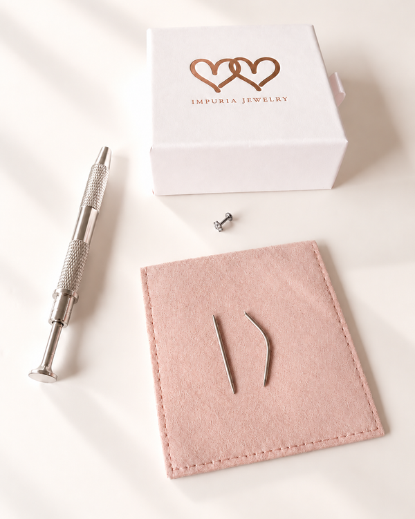 the-easy-miki-flat-back-stud-set-with-piercing-insertion-tools-silver_6c16950c-d418-4455-8728-0963815677be
