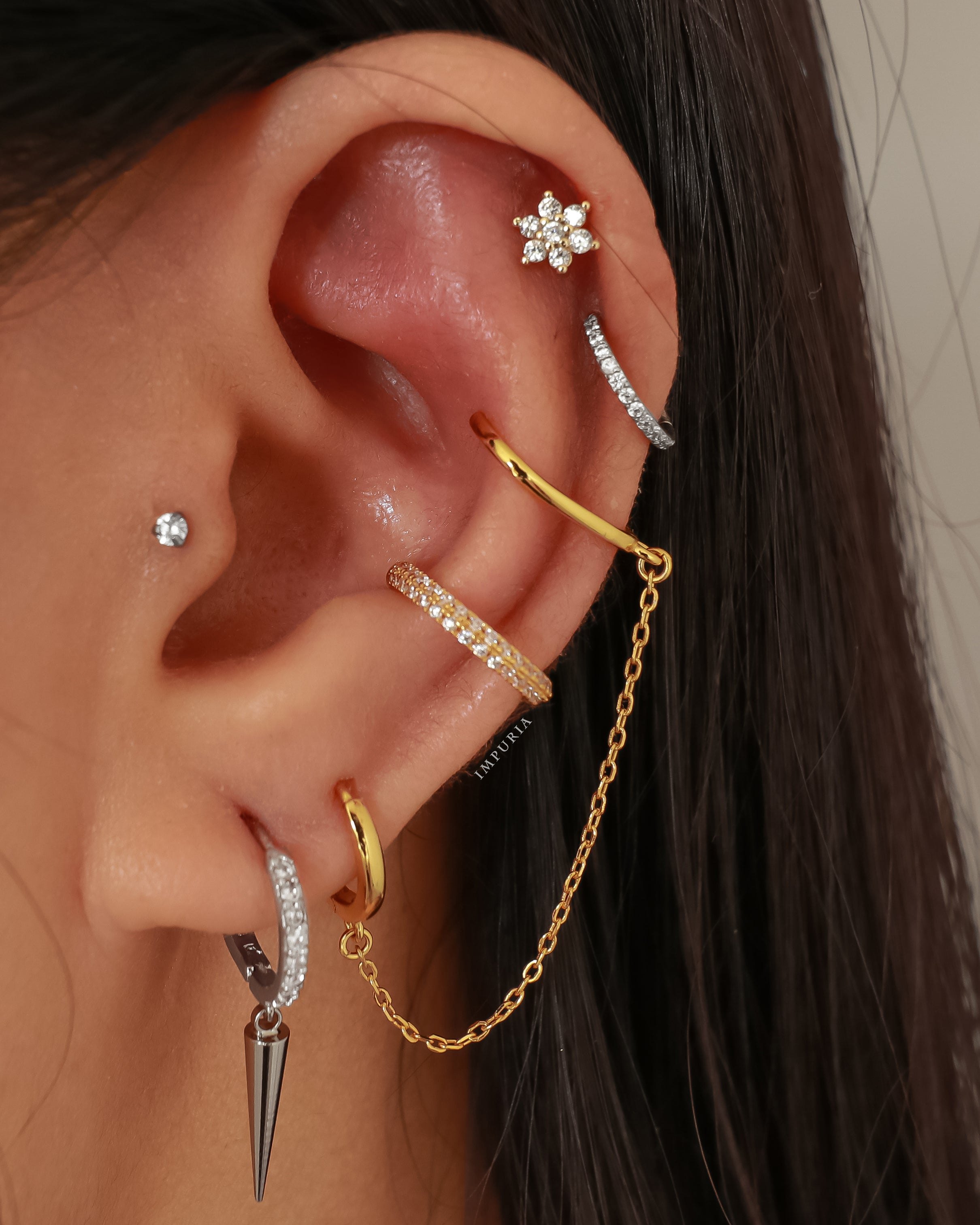 Cute Crystal Pave Spike Huggie Hoop Earring - Cute Multiple Ear Piercing Jewelry Ideas - lindas ideas para perforar la oreja - www.Impuria.com