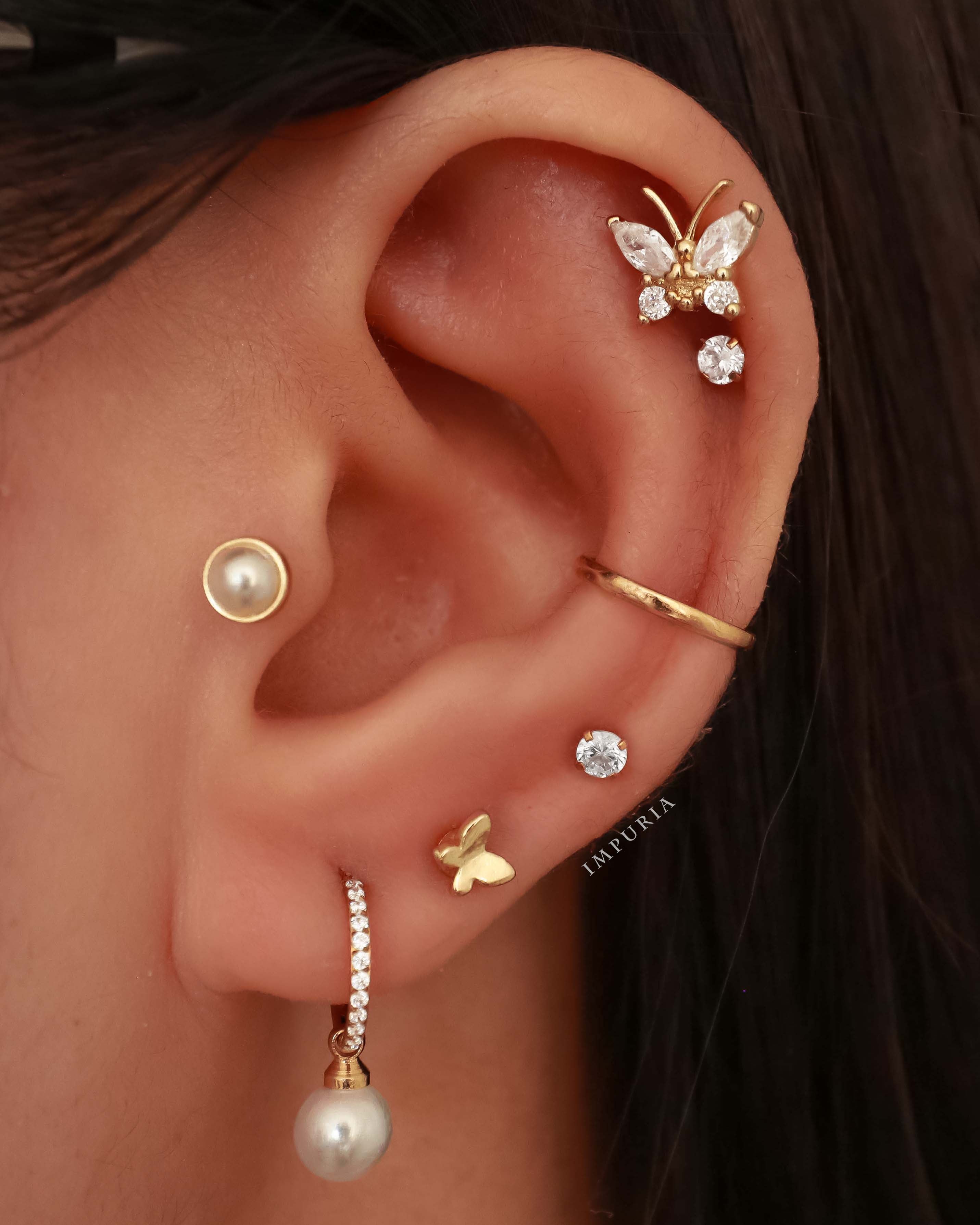 Ear Curation Ideas Crystal Cartilage Helix Tragus Conch Earring Hoop Ring 16G - ideias fofas de piercing na orelha - www.Impuria.com