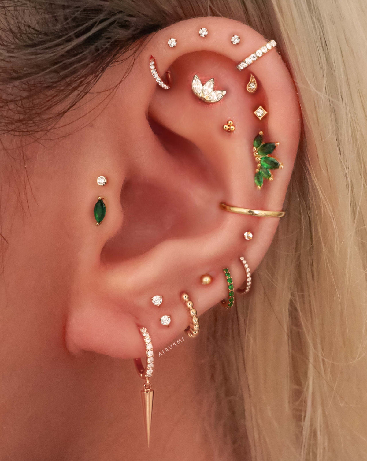 Rainn Teardrop Flat Back Stud
