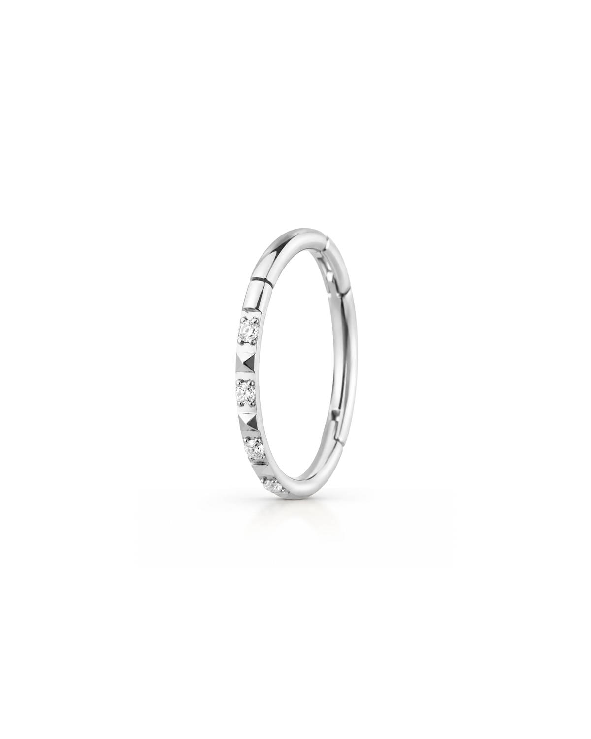 brilliance-hoop-clicker-titanium-cartilage-ear-piercing-jewelry-silver