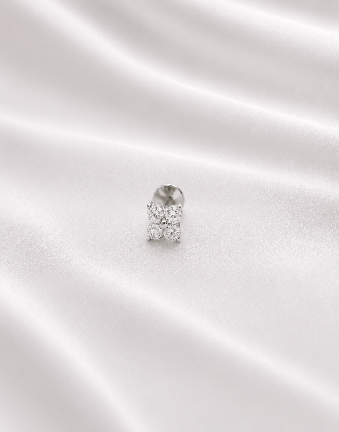 Clover Flat Back Stud