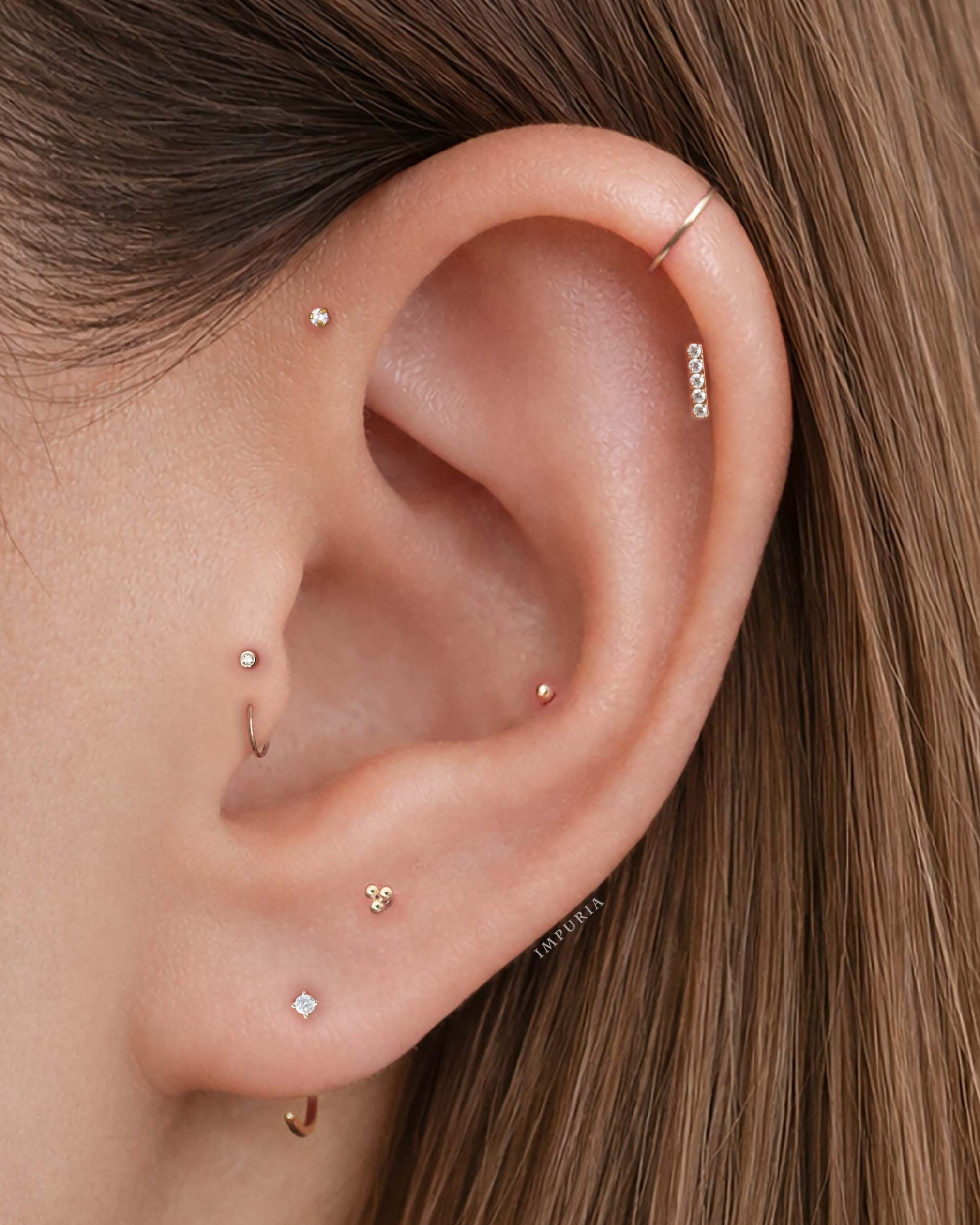 Rae Bar Flat Back Stud