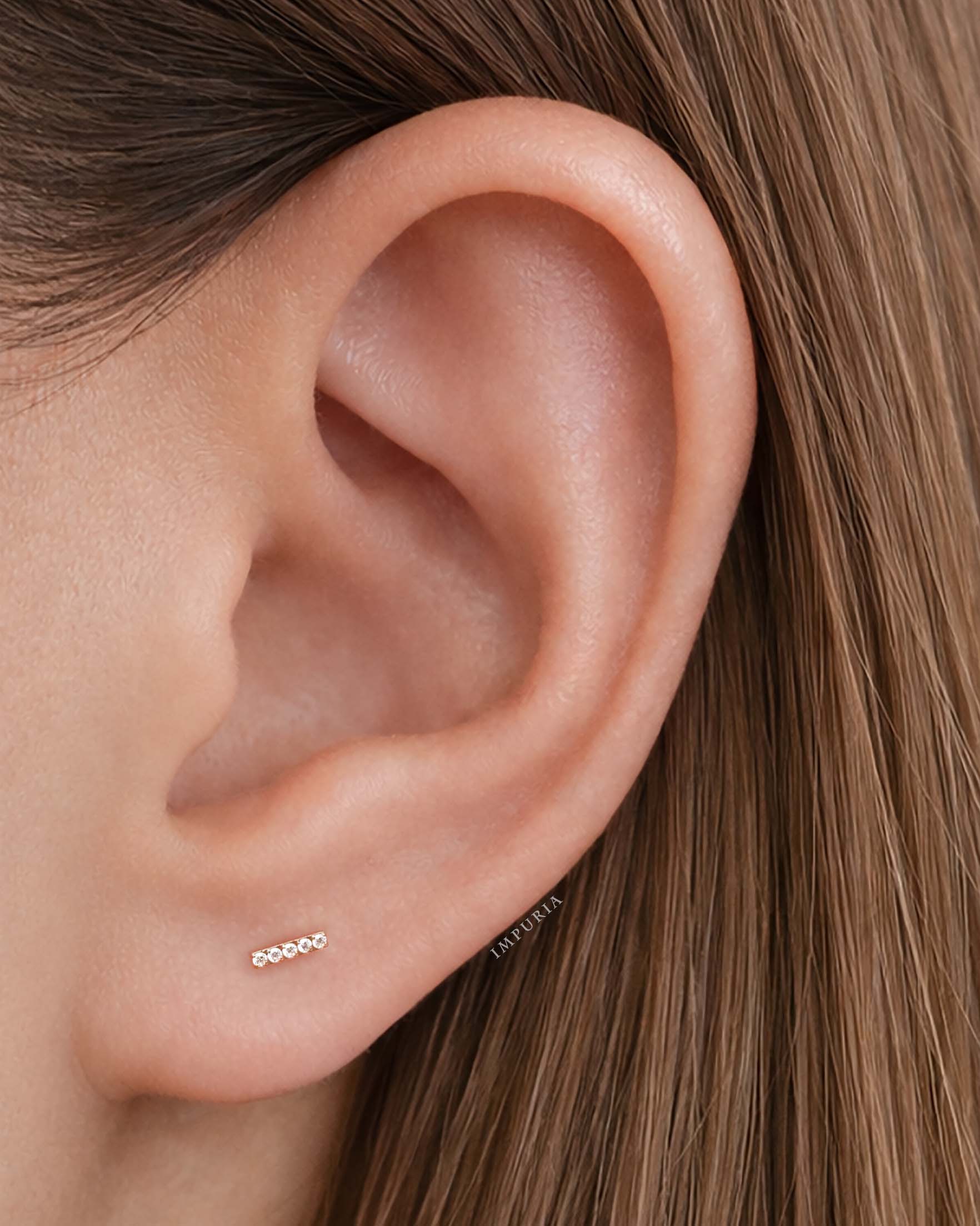 Rae Bar Flat Back Stud