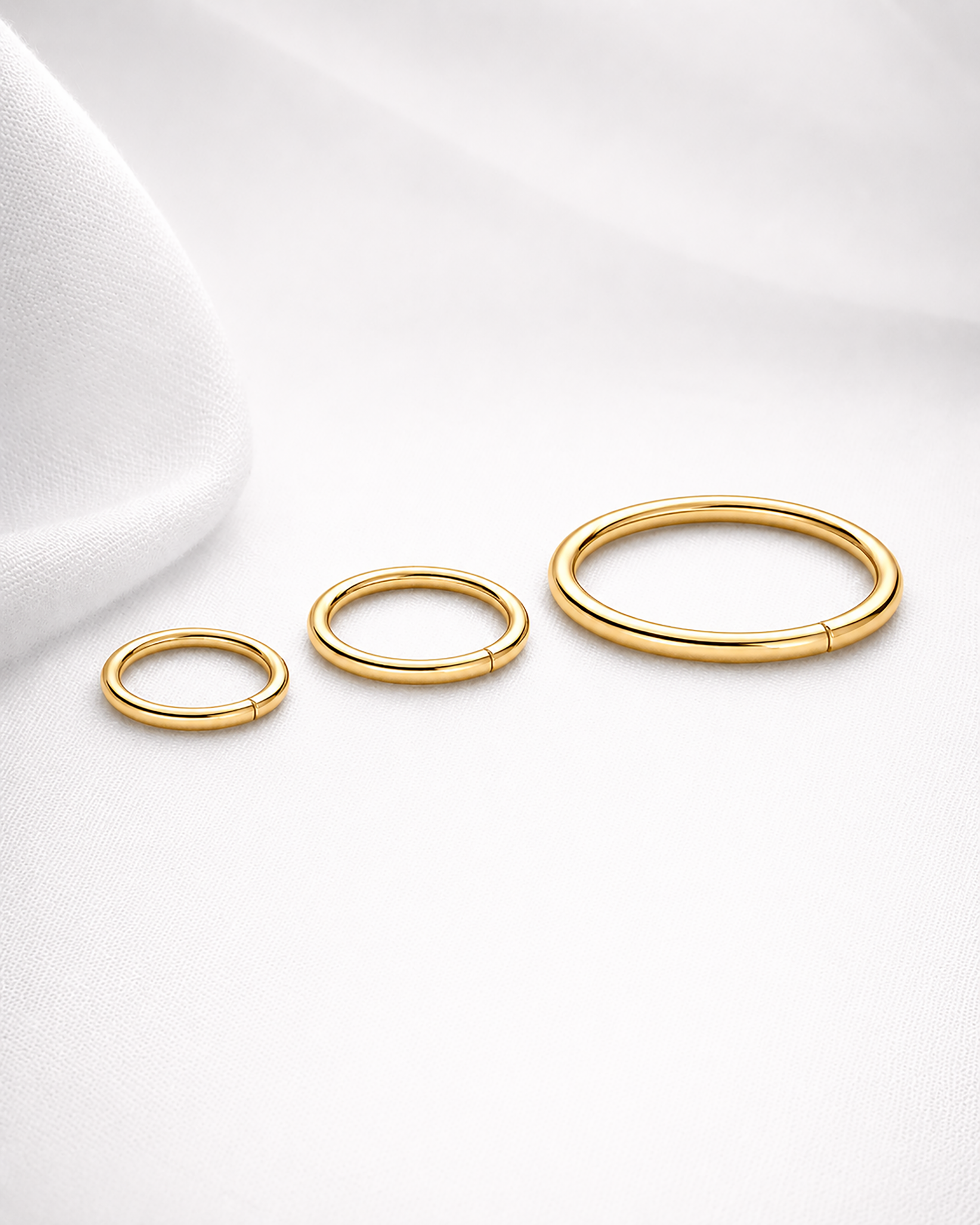 The Polished Tapered Hoop Capsule