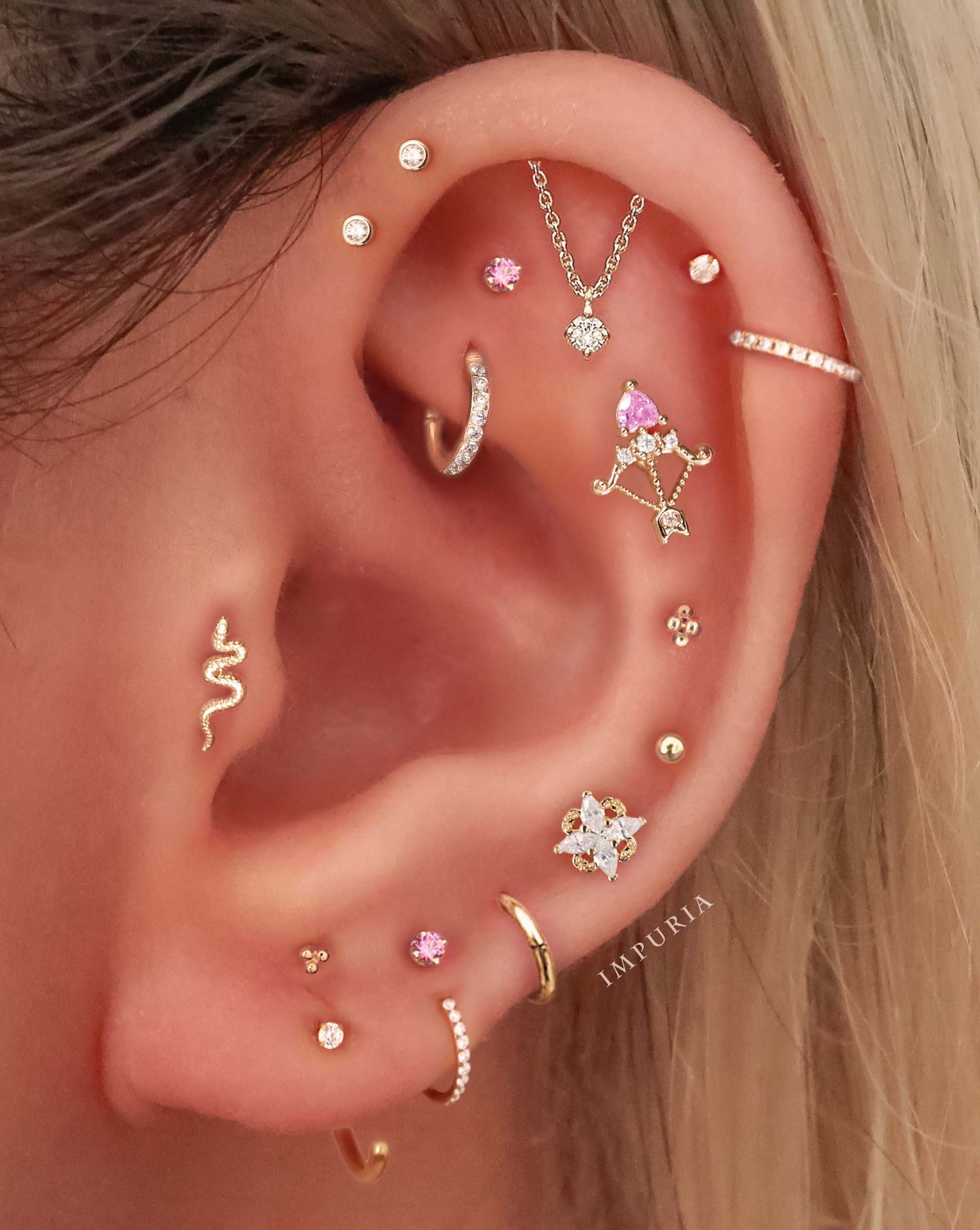 Feminine Ear Piercing Curation Ideas for Women Gold Cartilage Earrings - www.Impuria.com #earpiercings