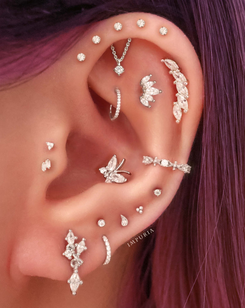 Cute Butterfly Ear Piercing Curation Placement Ideas for Women - ideias para piercing na orelha - www.Impuria.com