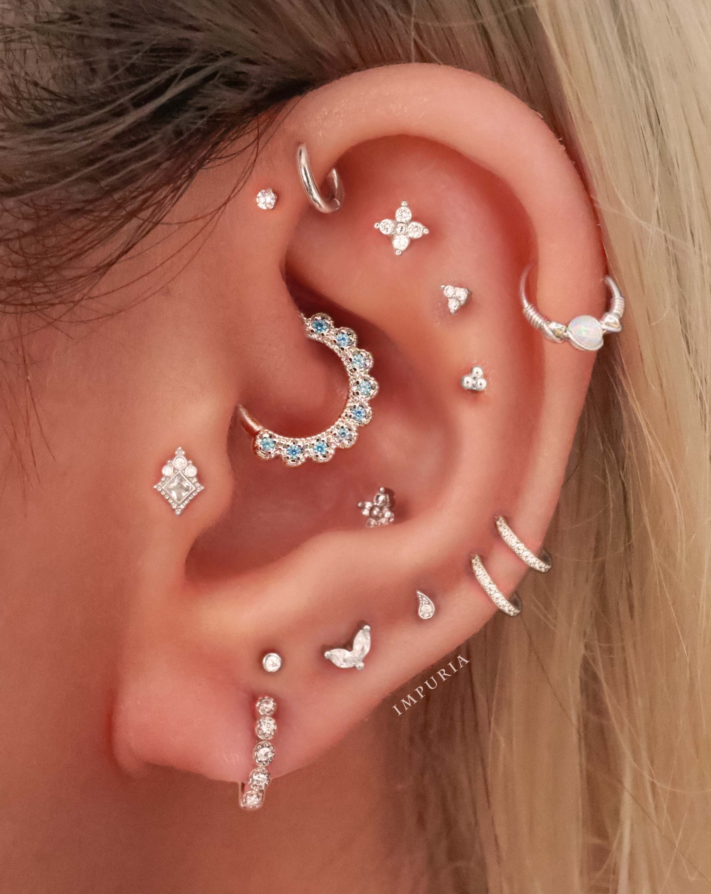 Cartilage Crystal Prong Earring Stud Cute Ear Piercing Ideas for Women - www.Impuria.com #earpiercings 